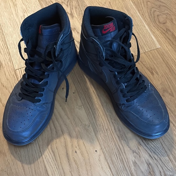 Nike Air Jordan 1 High Zoom - Fearless - Picture 1 of 4